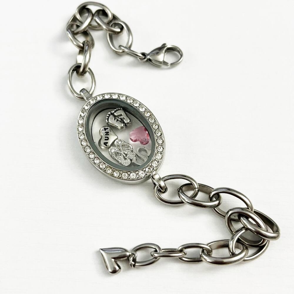 Origami Owl Oval Crystal Bracelet Aunt Heart Flip Flops S & Baby Feet Charms